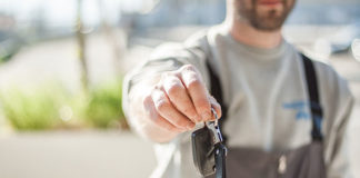Nowe i używane auta – kupisz w salonie dealerskim marki