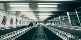 tanie plakaty w metrze
