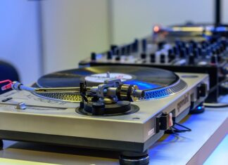 Jak wygląda kontrolka układu hamulcowego?