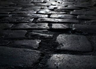 Jak samemu zrobić podłoże do akwarium?